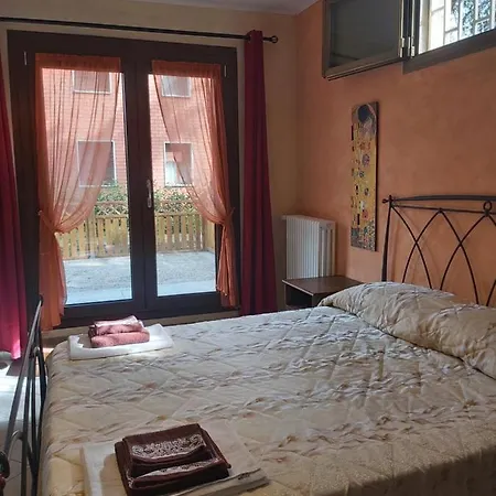 Borgo Dei Cedri Couette-café 3*