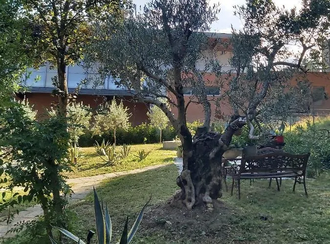 Borgo Dei Cedri Bed & Breakfast 3*